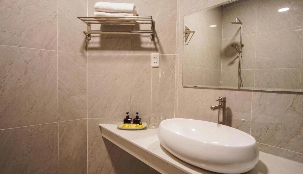 Artmio Hotel Apartment&Cafe Vung Tau Esterno foto